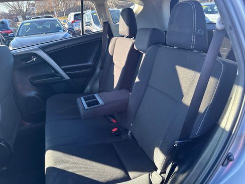 Used 2018 Toyota RAV4 XLE image 34