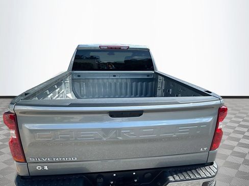 Used 2025 Chevrolet Silverado 1500 LT AWD/4WD image 29