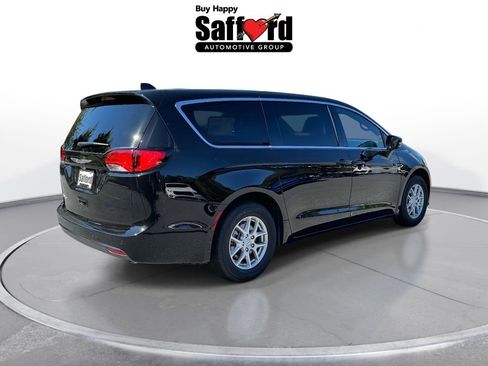New 2026 Chrysler Voyager LX FWD image 8