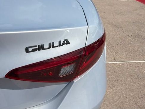 Used 2021 Alfa Romeo Giulia Ti Sport RWD image 12