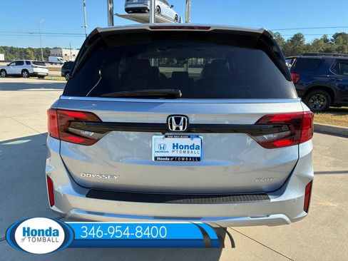 New 2026 Honda Odyssey Elite image 5