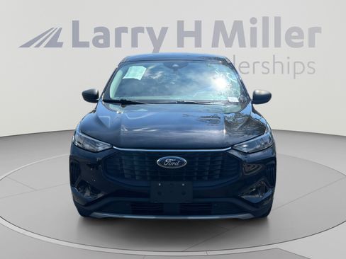 Used 2023 Ford Escape Active FWD image 8