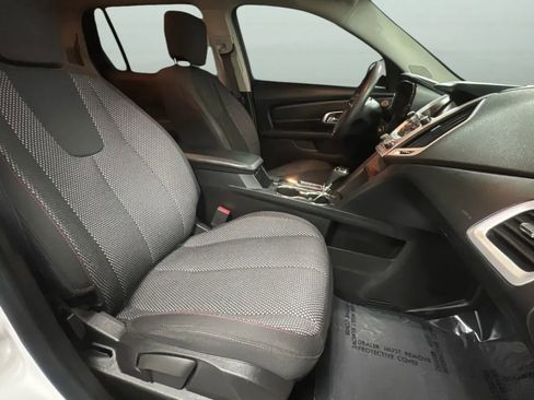 Used 2017 GMC Terrain SLE FWD image 21