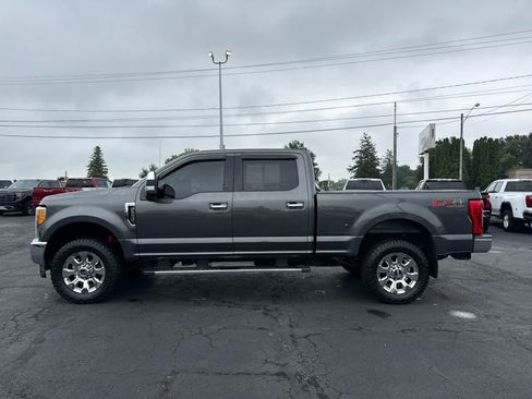 Used 2017 Ford F250 Lariat w/ Chrome Package AWD/4WD image 2