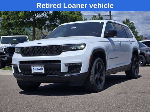 New 2025 Jeep Grand Cherokee L Limited w/ Black Appearance Package AWD/4WD image 2