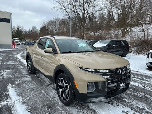 Used 2023 Hyundai Santa Cruz Limited image 3