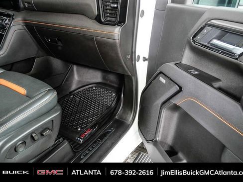 Used 2025 GMC Sierra 2500 AT4 w/ AT4 Premium Plus Package AWD/4WD image 25