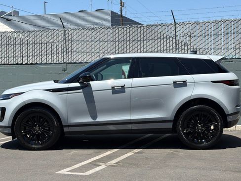 Used 2024 Land Rover Range Rover Evoque S AWD/4WD image 2