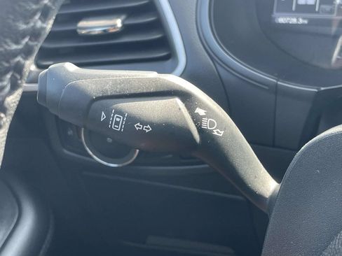 Used 2024 Ford Edge SEL AWD/4WD image 25