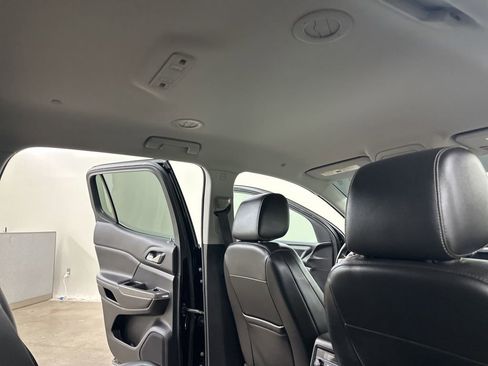 Used 2020 GMC Acadia SLT image 22