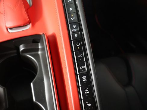 Used 2023 Chevrolet Corvette Stingray Premium Conv w/ Z51 Performance Package RWD image 43
