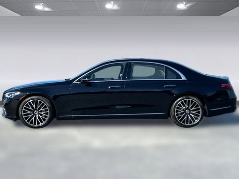 New 2025 Mercedes-Benz S 580 4MATIC Sedan image 2