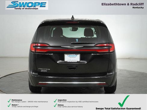 Certified 2024 Chrysler Pacifica Touring-L image 4