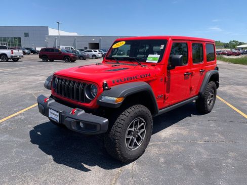 Used 2025 Jeep Wrangler Unlimited Rubicon AWD/4WD image 1