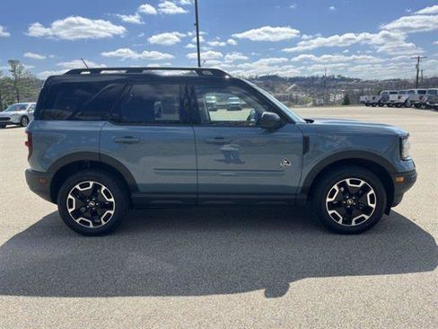 Used 2022 Ford Bronco Sport Outer Banks w/ Tech Package image 5