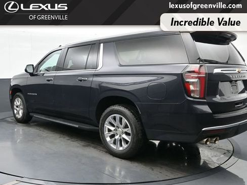 Used 2023 Chevrolet Suburban Premier RWD image 6