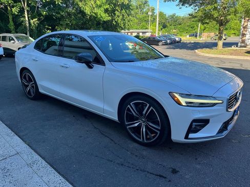 Used 2019 Volvo S60 T6 R-Design AWD/4WD image 5