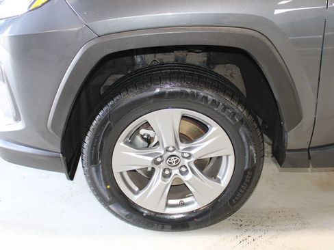 Used 2024 Toyota RAV4 LE AWD/4WD image 4