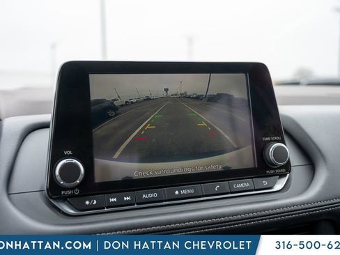 Used 2023 Nissan Rogue SV image 20