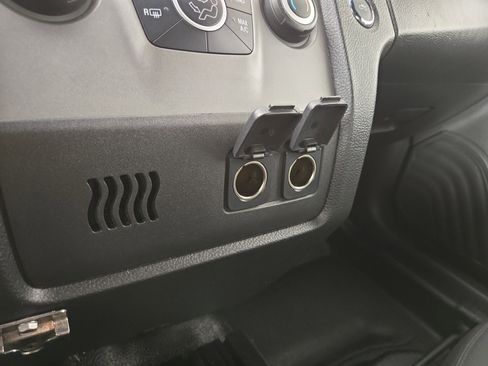 Used 2017 Ford Taurus Police Interceptor AWD image 25