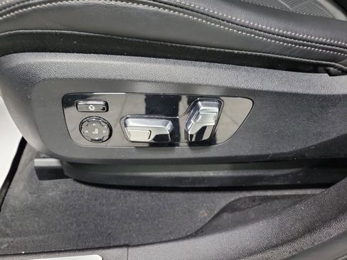 Used 2023 BMW X6 xDrive40i image 38