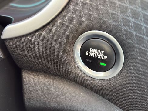 Used 2023 Chevrolet Malibu LT image 17