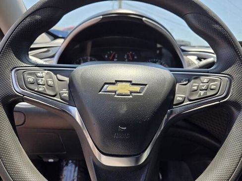 Used 2023 Chevrolet Malibu LS FWD image 12