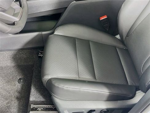 New 2026 Nissan Rogue SV image 18