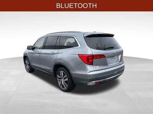 Used 2016 Honda Pilot Touring image 5