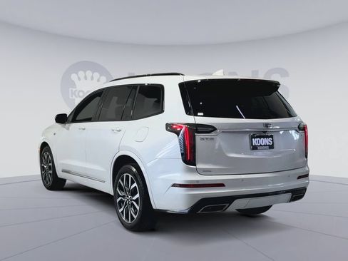 Used 2023 Cadillac XT6 Sport AWD/4WD image 10