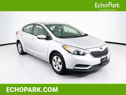 Used 2016 Kia Forte LX FWD image 1