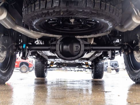 Used 2023 GMC Sierra 1500 AT4X w/ AT4X AEV Edition image 15