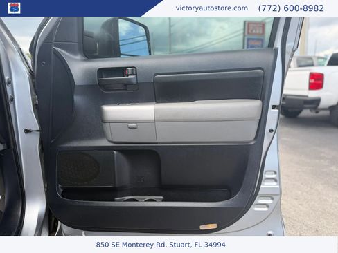 Used 2009 Toyota Tundra SR5 AWD/4WD image 9