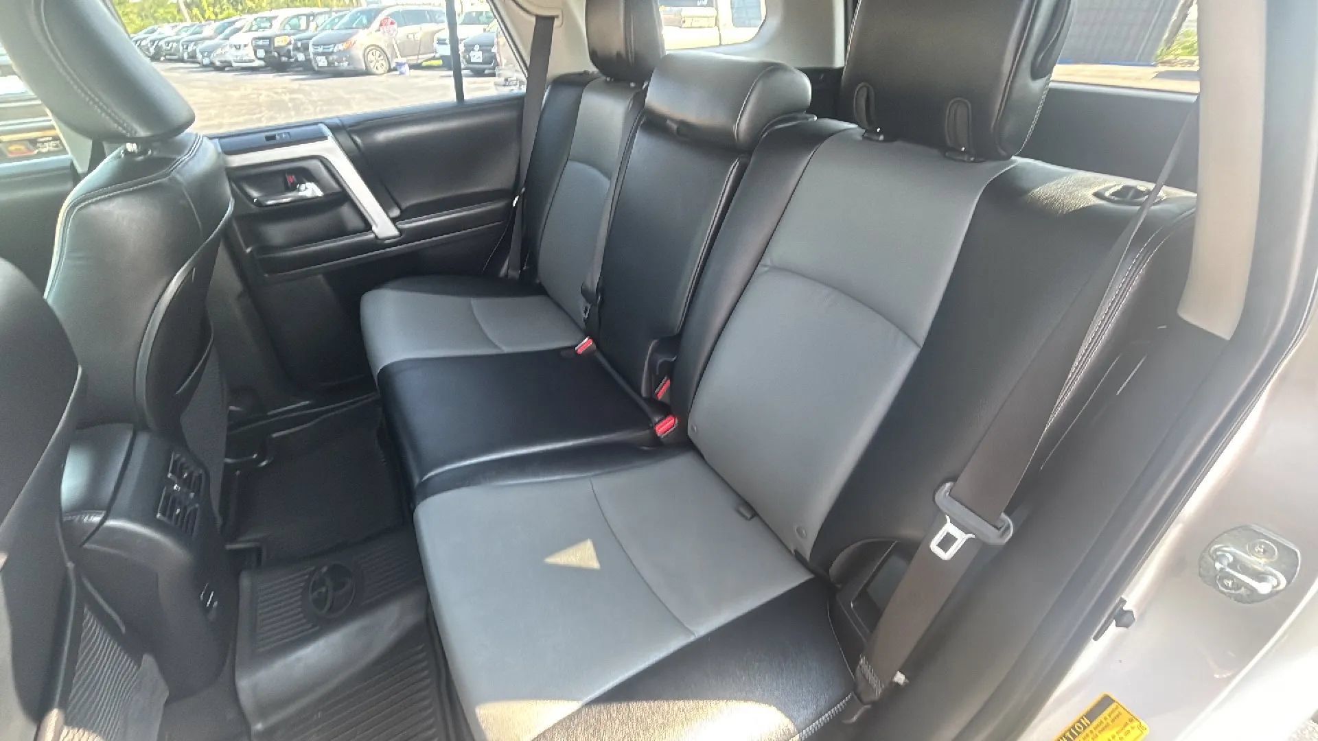 Used 2017 Toyota 4Runner SR5 Premium AWD/4WD image 30