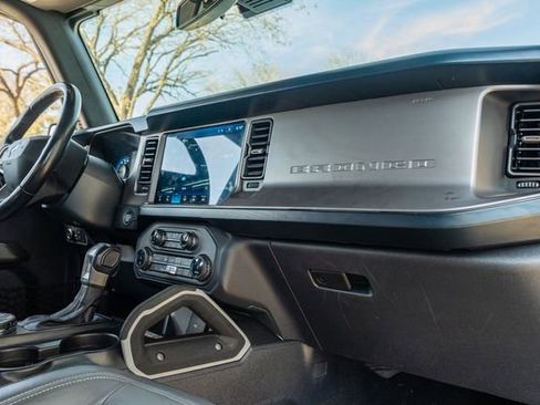 Used 2022 Ford Bronco Outer Banks image 50
