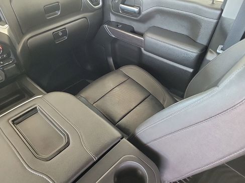 Used 2022 Chevrolet Silverado 2500 LTZ w/ LTZ Plus Package AWD/4WD image 19