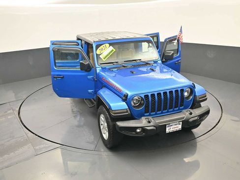 Used 2021 Jeep Gladiator Sport AWD/4WD image 44