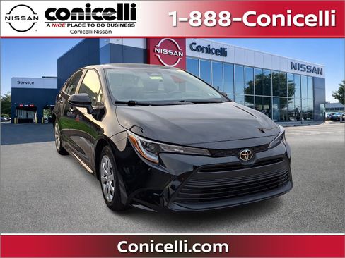 Used 2026 Toyota Corolla LE FWD image 1