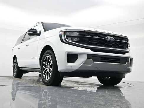 Certified 2025 Ford Expedition Max Platinum image 52
