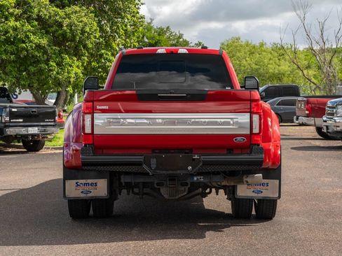 Used 2022 Ford F450 Platinum w/ FX4 Off-Road Package AWD/4WD image 4