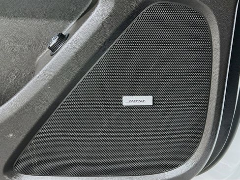 Used 2018 Chevrolet Traverse High Country image 14