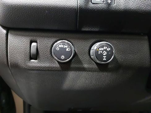 Used 2021 Chevrolet Colorado ZR2 image 25