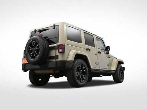 Used 2018 Jeep Wrangler Unlimited Altitude image 34