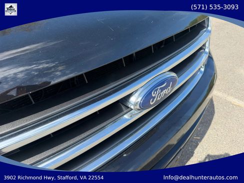 Used 2017 Ford Expedition XLT RWD image 5