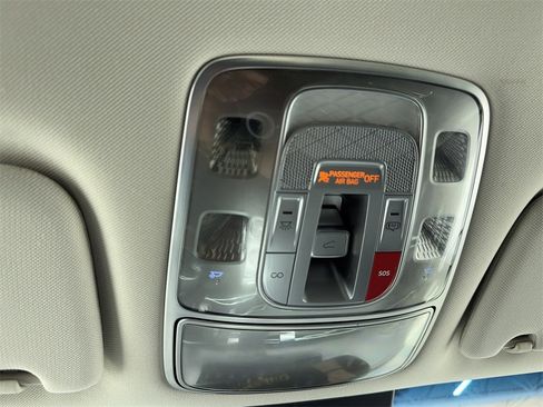 Used 2022 Genesis GV70 2.5T w/ Select Package image 34