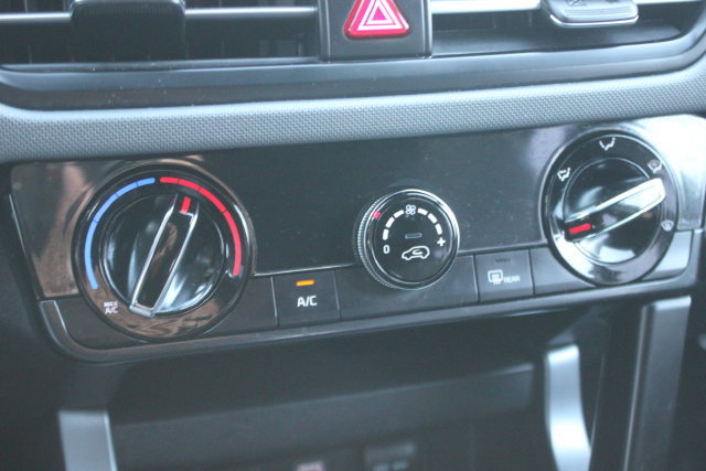 Used 2024 Kia Seltos LX AWD/4WD image 8