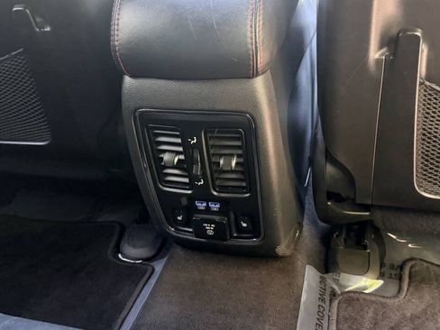 Used 2015 Dodge Durango R/T w/ Premium Nappa Leather Group AWD/4WD image 24