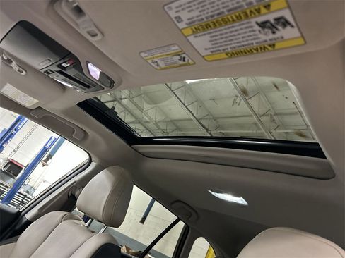 Certified 2021 Subaru Outback Limited image 24