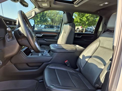 Used 2024 GMC Sierra 2500 Denali w/ Denali Reserve Package AWD/4WD image 23