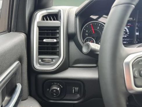 Used 2026 RAM 2500 Big Horn AWD/4WD image 19
